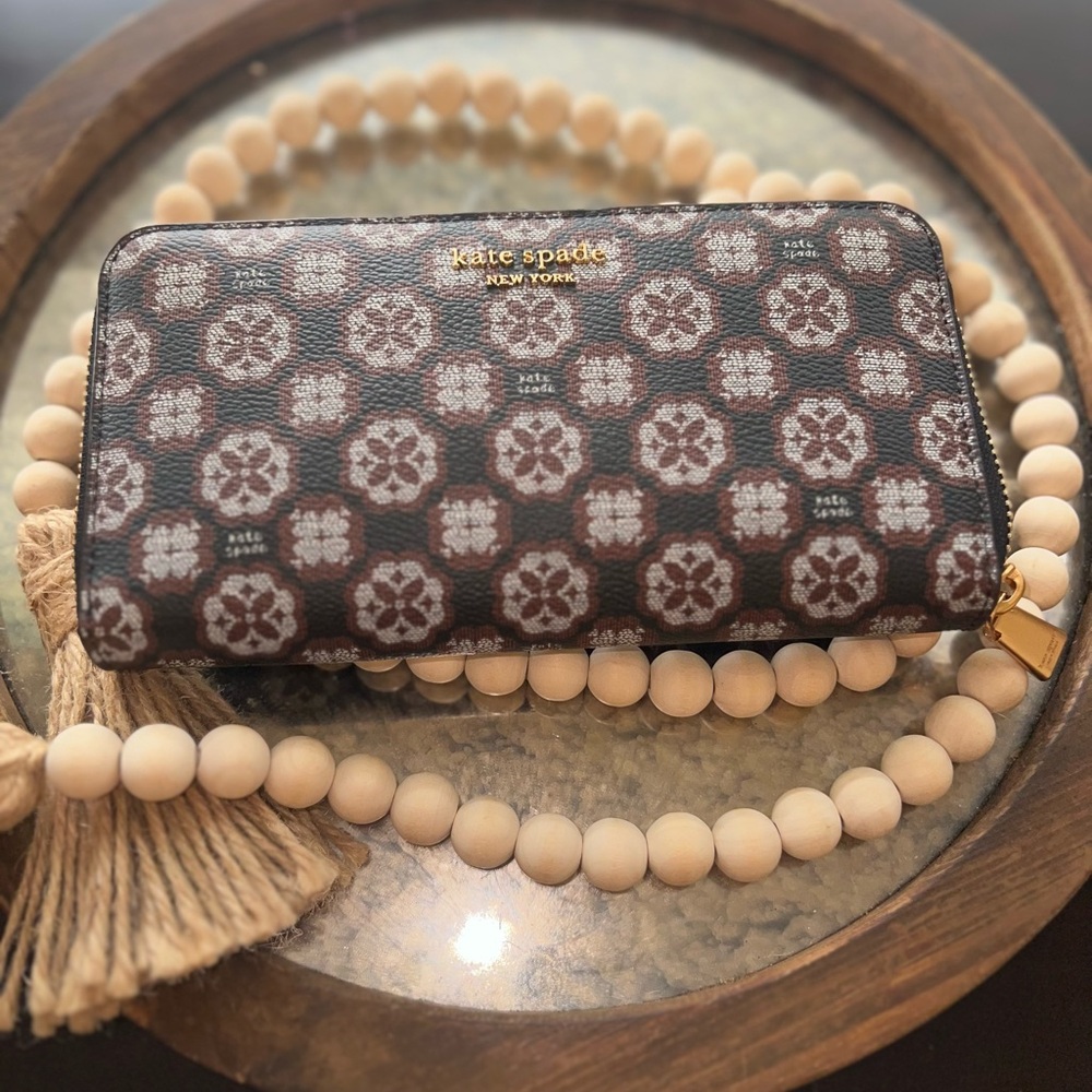 NWT Kate Spade Black and Brown Patterned Wallet